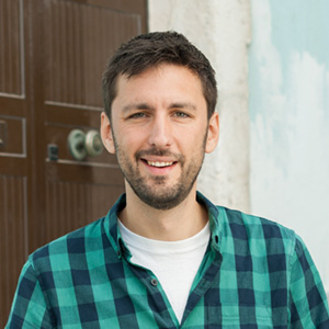 Portrait photo of Marek Bron